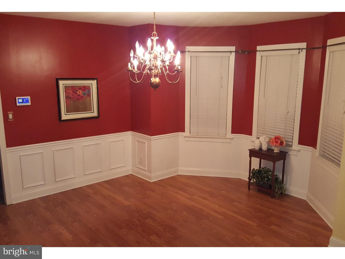 400 Rutledge Avenue Folsom, PA 19033 - Photo 4 of 22 Dining Room