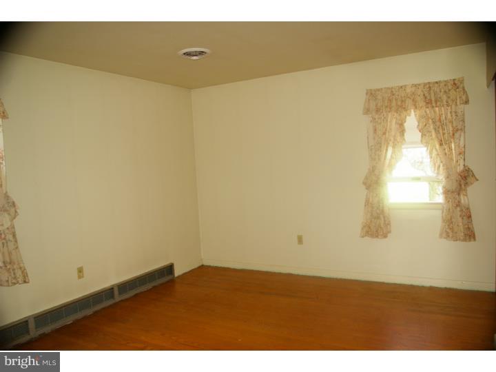 6394 West Denneys Road Dover, DE 19901 - Photo 10 of 17 Gallery Image 10