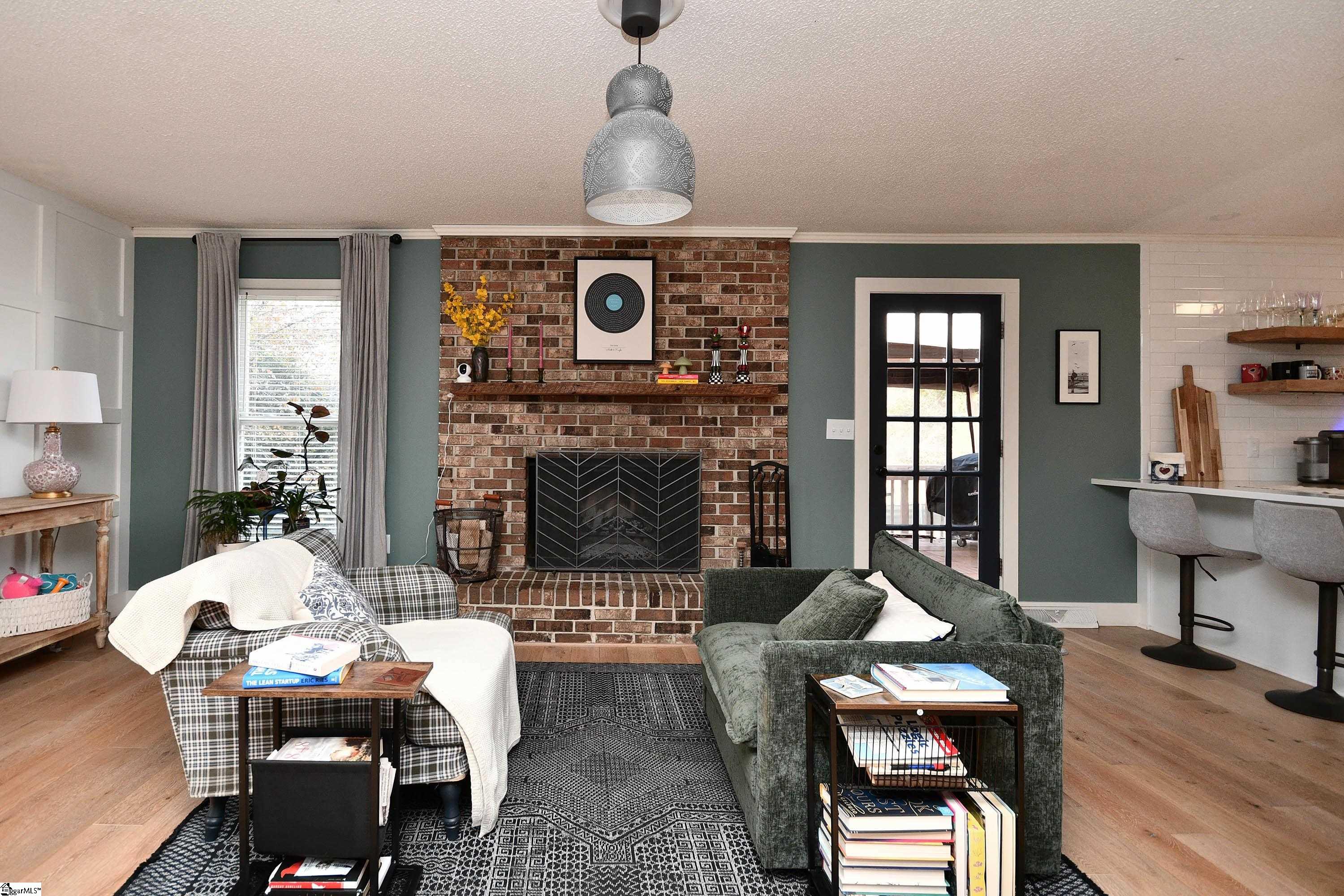 302 Stallings Road Taylors, SC 29687 - Photo 8 of 39