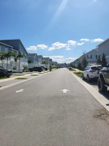 $2,850 | Undisclosed Address, Loxahatchee, FL 33470