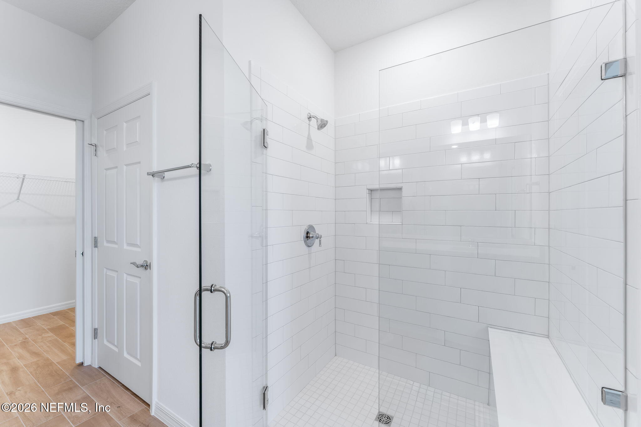 261 Ecliptic Loop Yulee, FL 32097 - Photo 27 of 61 28-web-or-mls-Primary Bathroom