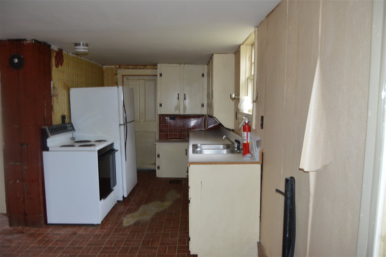 4 Honey Corners Road Topsham, VT 05086 - Photo 2 of 6 Gallery Image 2