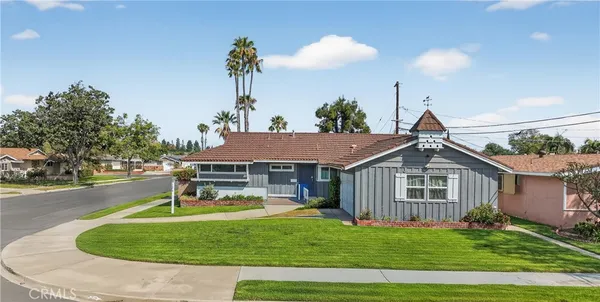 $1,050,000 | 1575 West Edithia Avenue, Anaheim, CA 92802