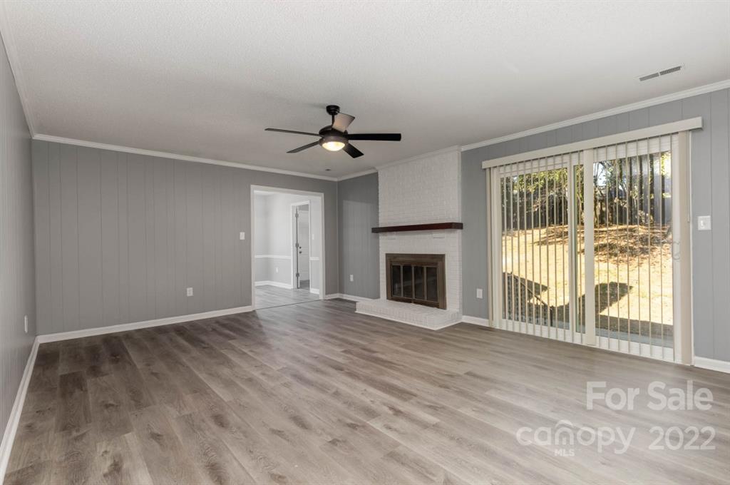 11808 Painted Tree Road Charlotte, NC 28226 - Photo 6 of 34 Gallery Image 6