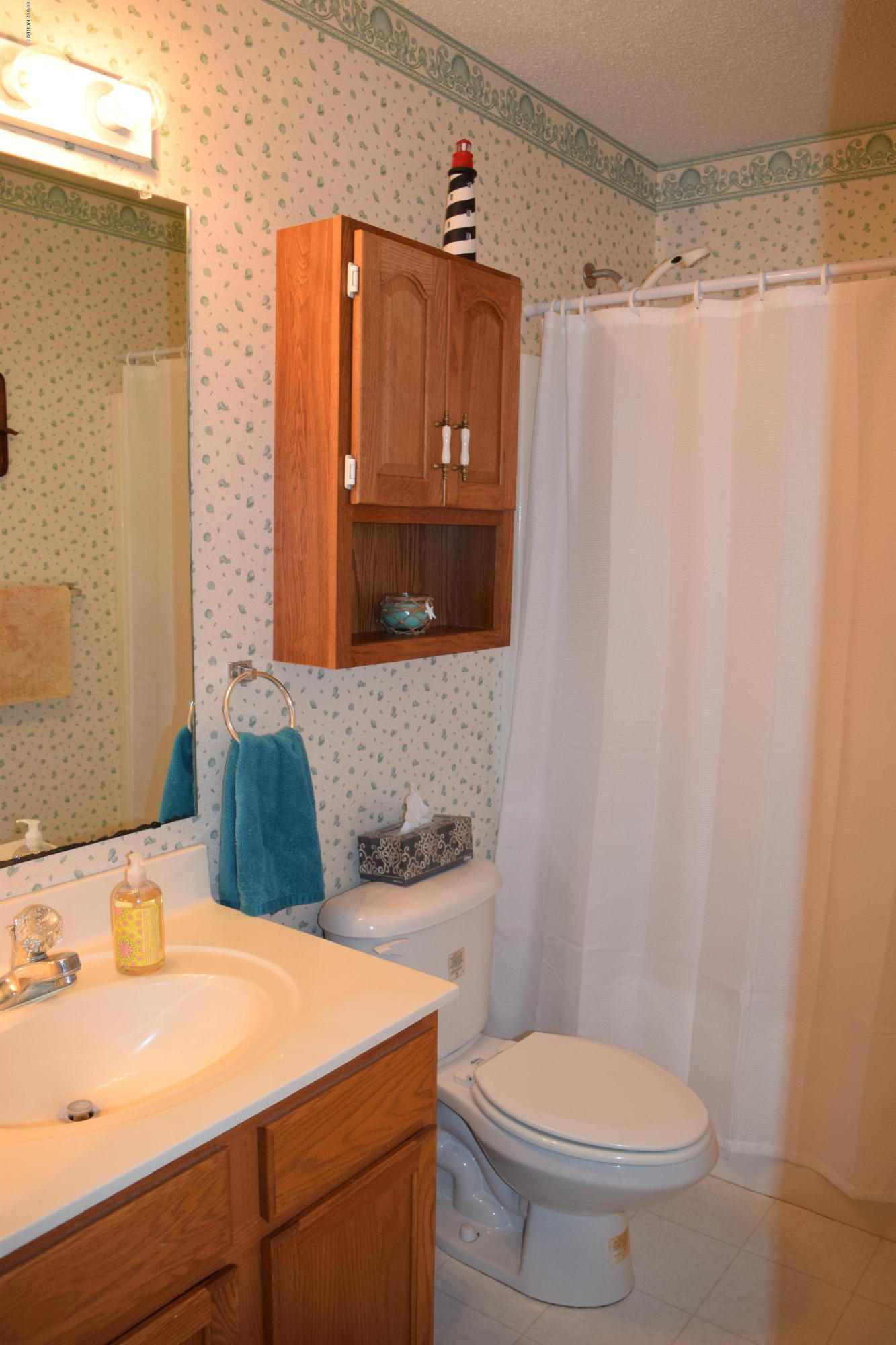303 Barbour Road, Unit 1003 Morehead City, NC 28557 - Photo 18 of 25 BATHROOM VIEW