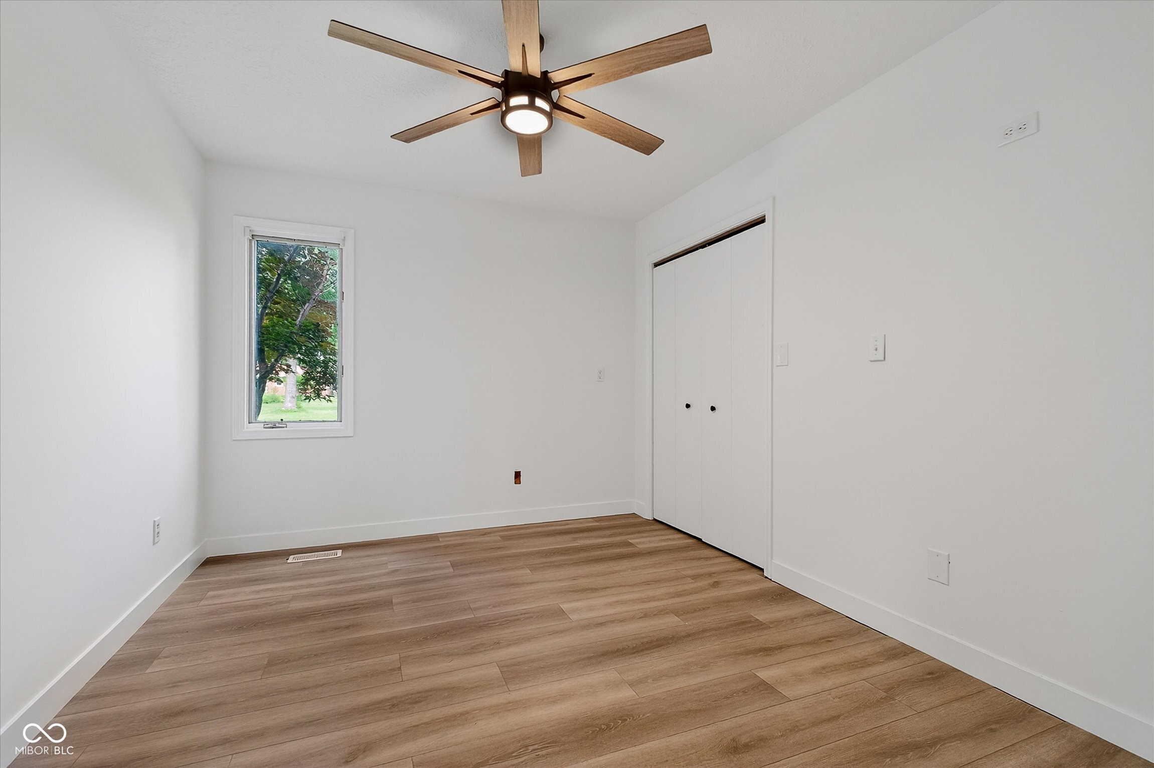 8425 Carthay Circle Fishers, IN 46038 - Photo 17 of 30