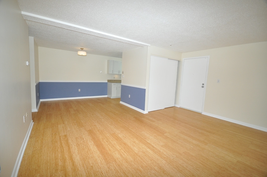 46 Silver Hill Lane, Unit 4 Natick, MA 01760 - Photo 12 of 32