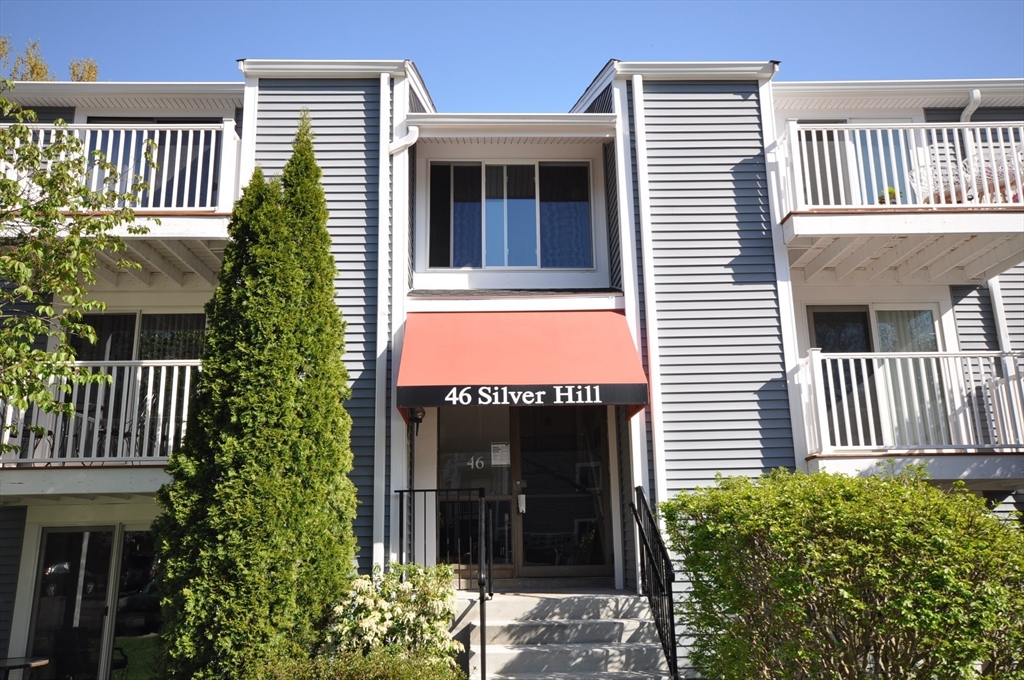 46 Silver Hill Lane, Unit 4 Natick, MA 01760 - Photo 2 of 32