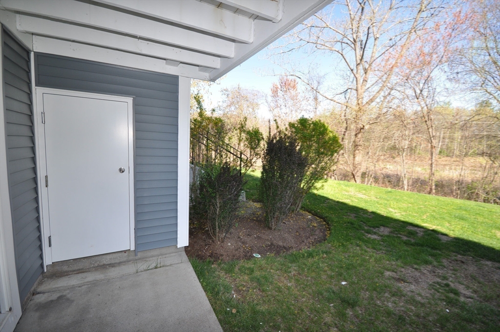 46 Silver Hill Lane, Unit 4 Natick, MA 01760 - Photo 26 of 32