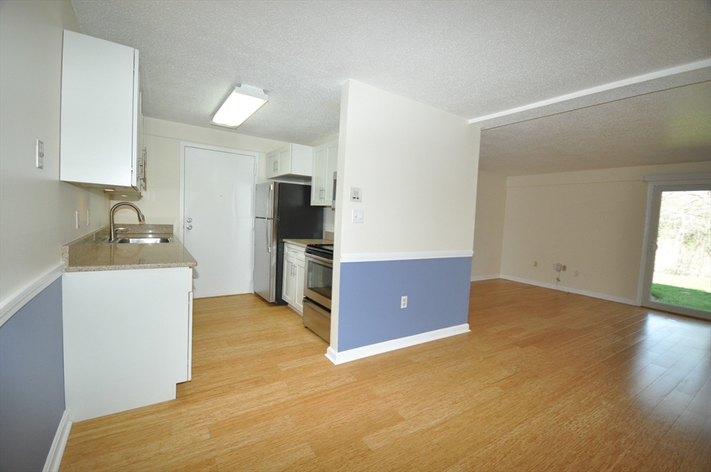 46 Silver Hill Lane, Unit 4 Natick, MA 01760 - Photo 10 of 32