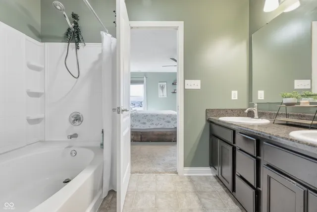 $324,000 | 1009 Foxtail Drive, Franklin, IN 46131