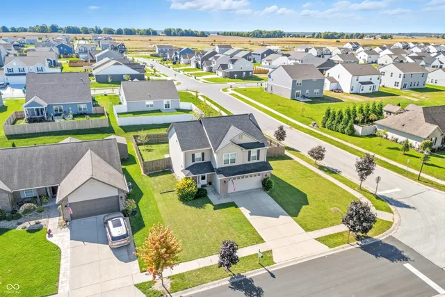 $324,000 | 1009 Foxtail Drive, Franklin, IN 46131