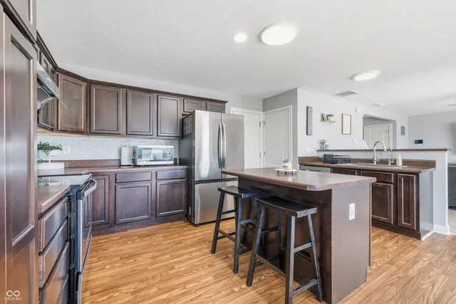 $324,000 | 1009 Foxtail Drive, Franklin, IN 46131