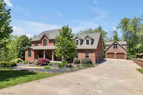 $749,900 | 49800 Lantz Court, East Liverpool, OH 43920