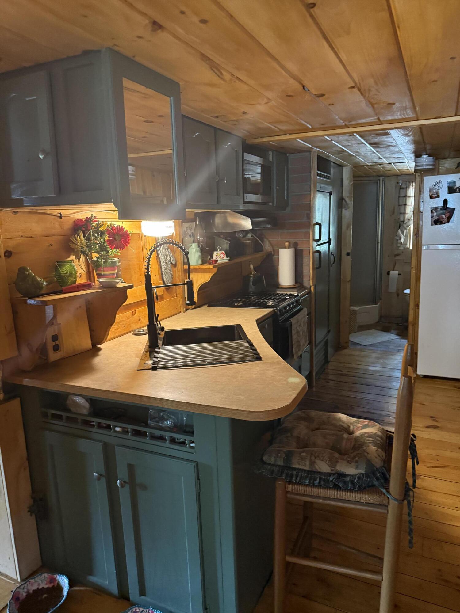 105 Cross Road Stetson, ME 04488 - Photo 5 of 29 IMG_6863