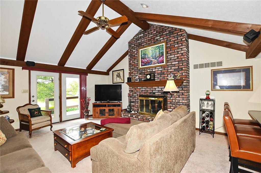 14138 Shelborne Road Carmel, IN 46074 - Photo 12 of 35 Gallery Image 12