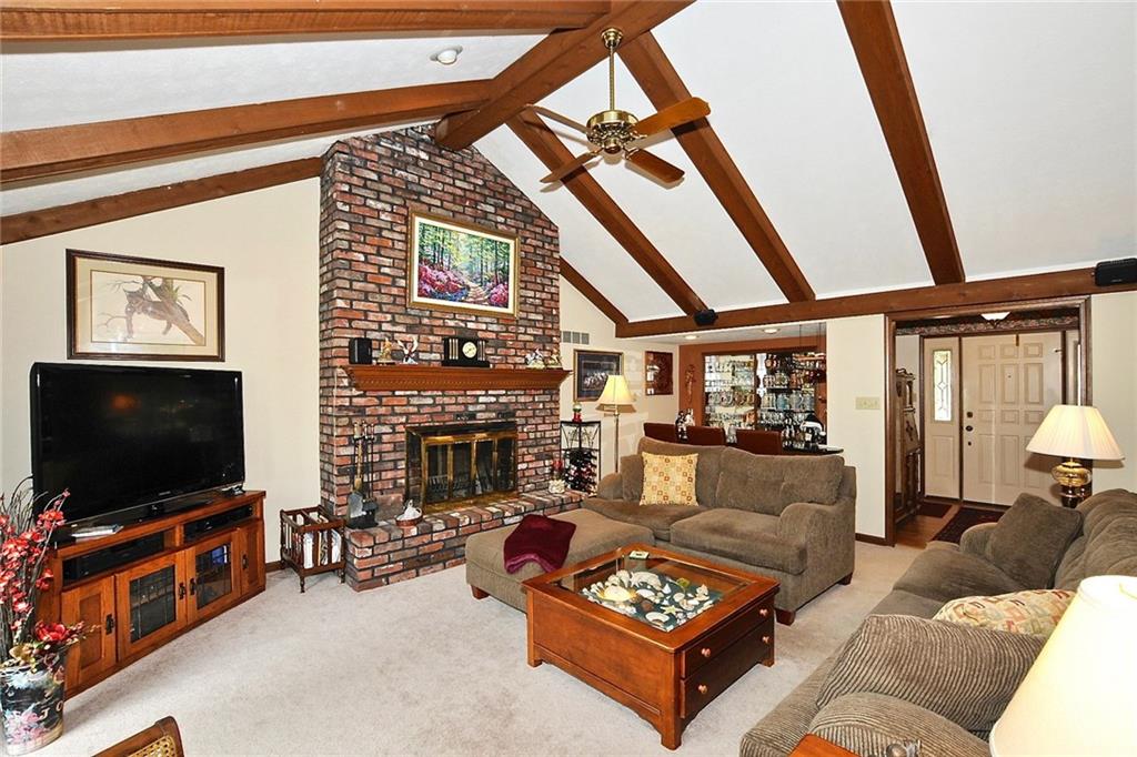 14138 Shelborne Road Carmel, IN 46074 - Photo 13 of 35 Gallery Image 13