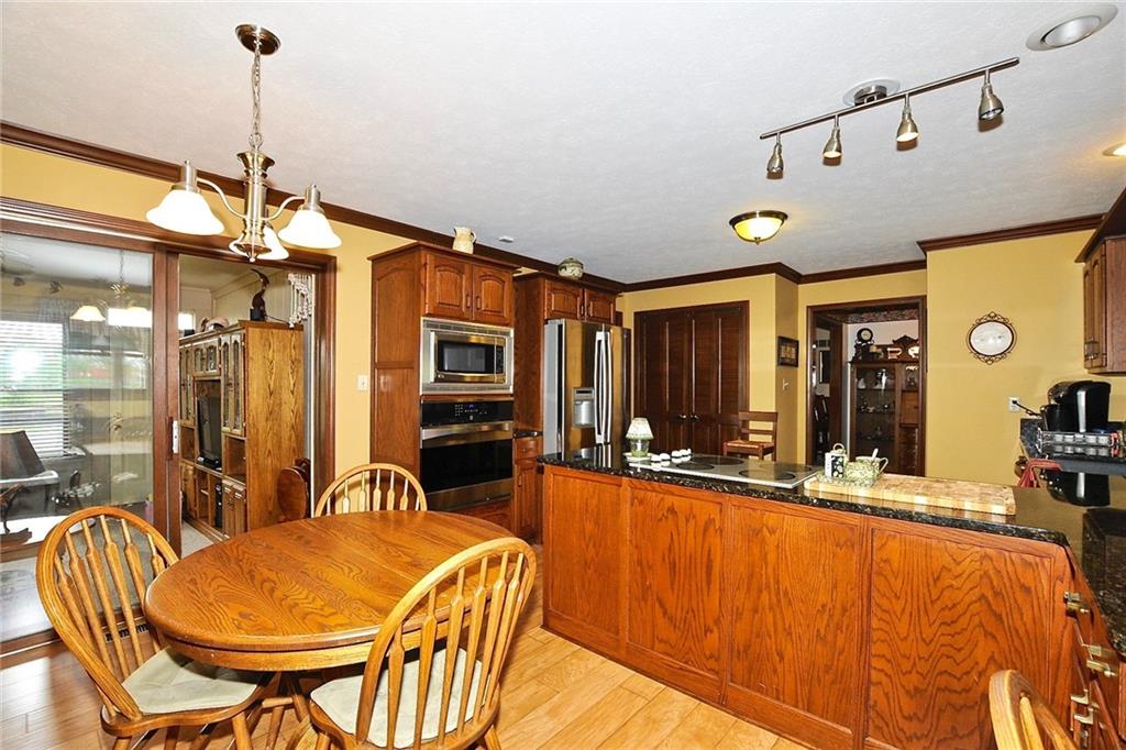 14138 Shelborne Road Carmel, IN 46074 - Photo 22 of 35 Gallery Image 22