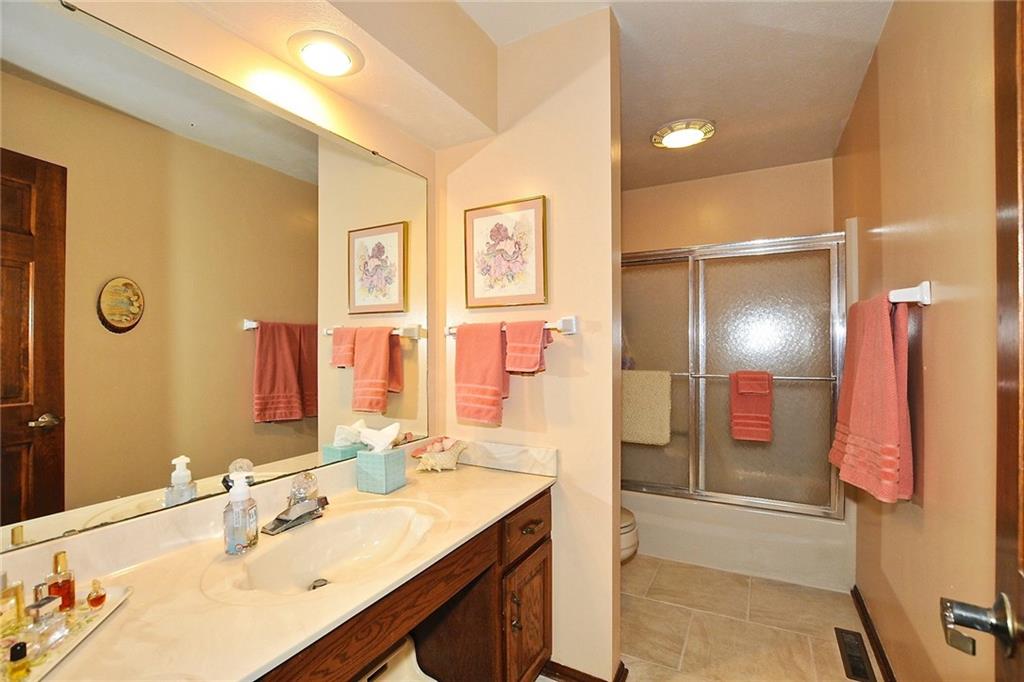14138 Shelborne Road Carmel, IN 46074 - Photo 28 of 35 Gallery Image 28