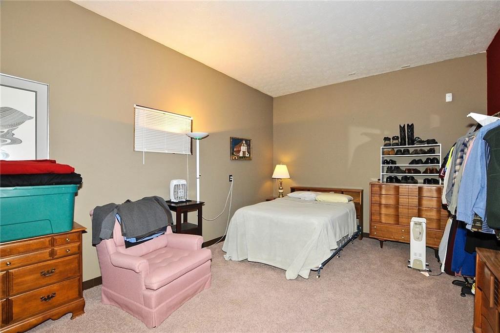 14138 Shelborne Road Carmel, IN 46074 - Photo 31 of 35 Gallery Image 31