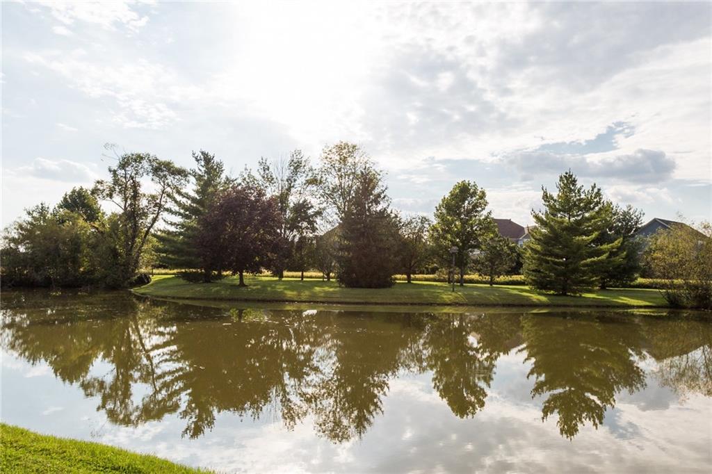 14138 Shelborne Road Carmel, IN 46074 - Photo 5 of 35 Gallery Image 5