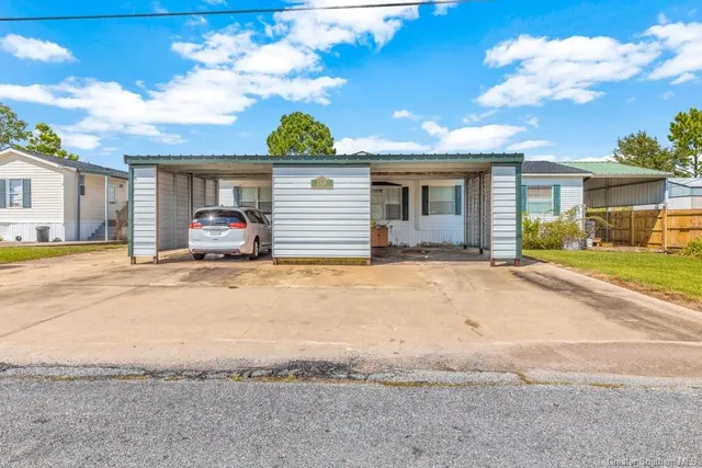 $428,500 | 2430 North Flounder Drive, Lake Charles, LA 70605