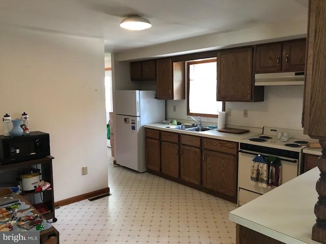 124 Upper Valley Road Christiana, PA 17509 - Photo 7 of 28 Gallery Image 7