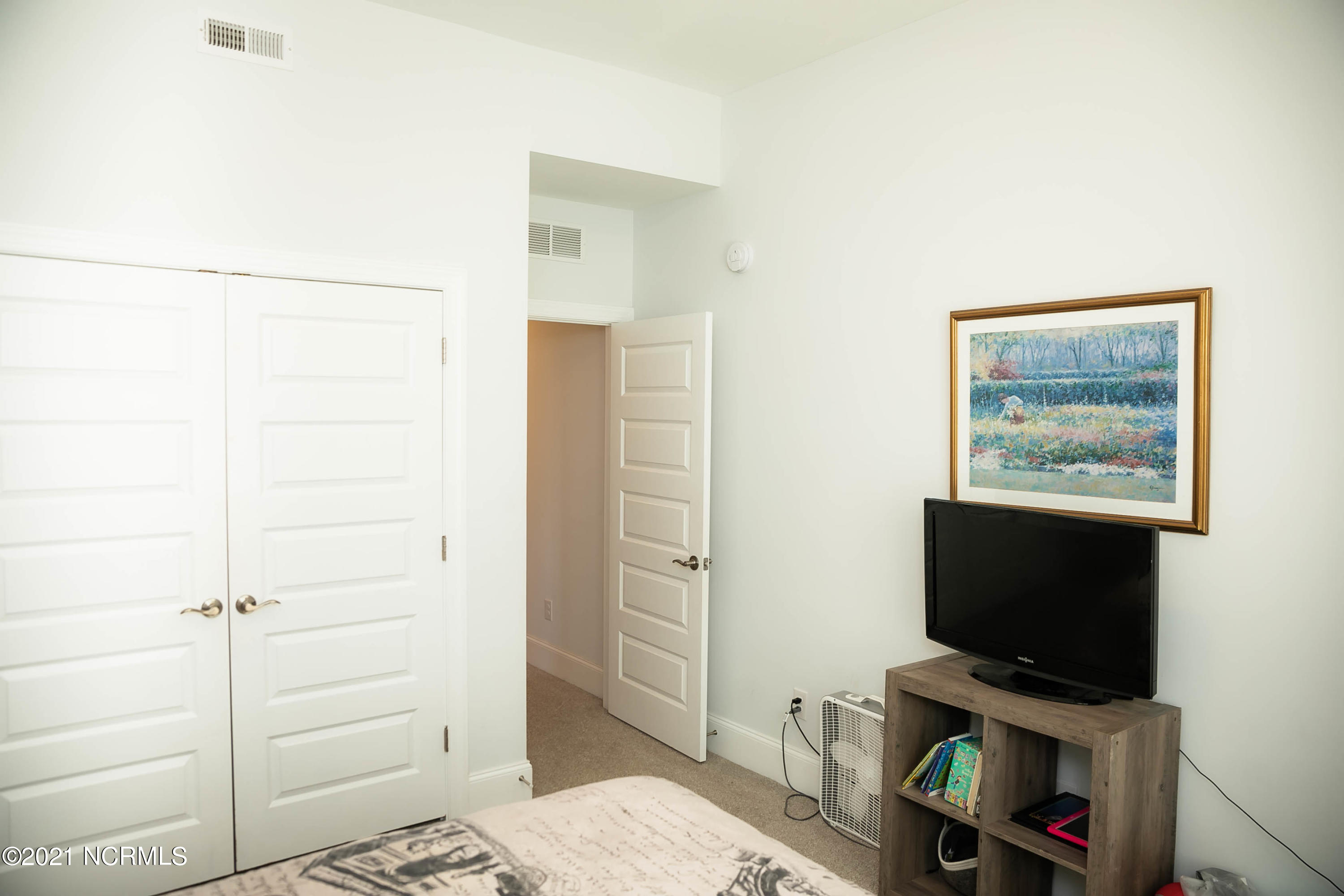 116 East Holly Ridge Road New Bern, NC 28562 - Photo 25 of 50 property-26