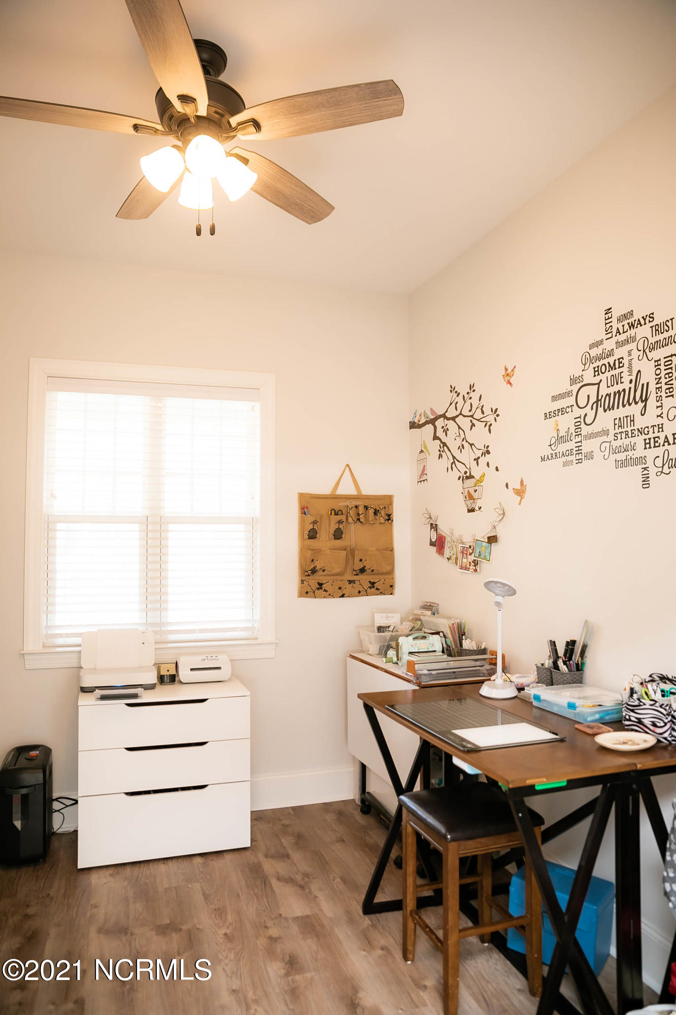 116 East Holly Ridge Road New Bern, NC 28562 - Photo 26 of 50 Multi-purpose or dining room