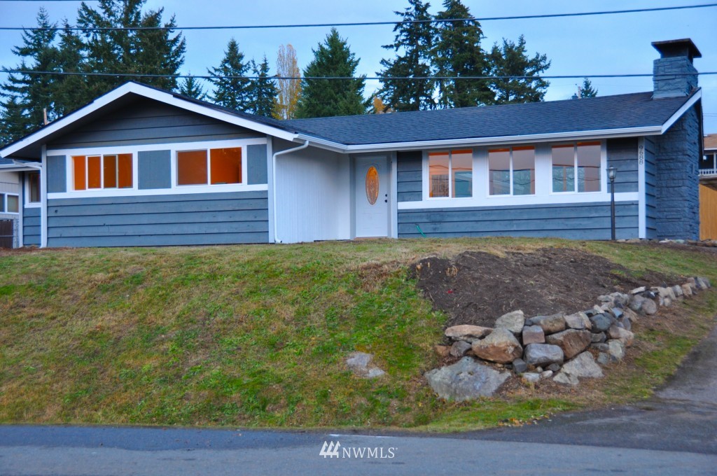 9688 Fredrickson Road Northwest Bremerton, WA 98311 - Photo 1 of 12 Gallery Image 1