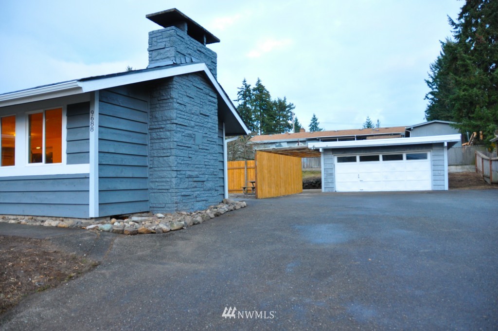 9688 Fredrickson Road Northwest Bremerton, WA 98311 - Photo 11 of 12 Gallery Image 11