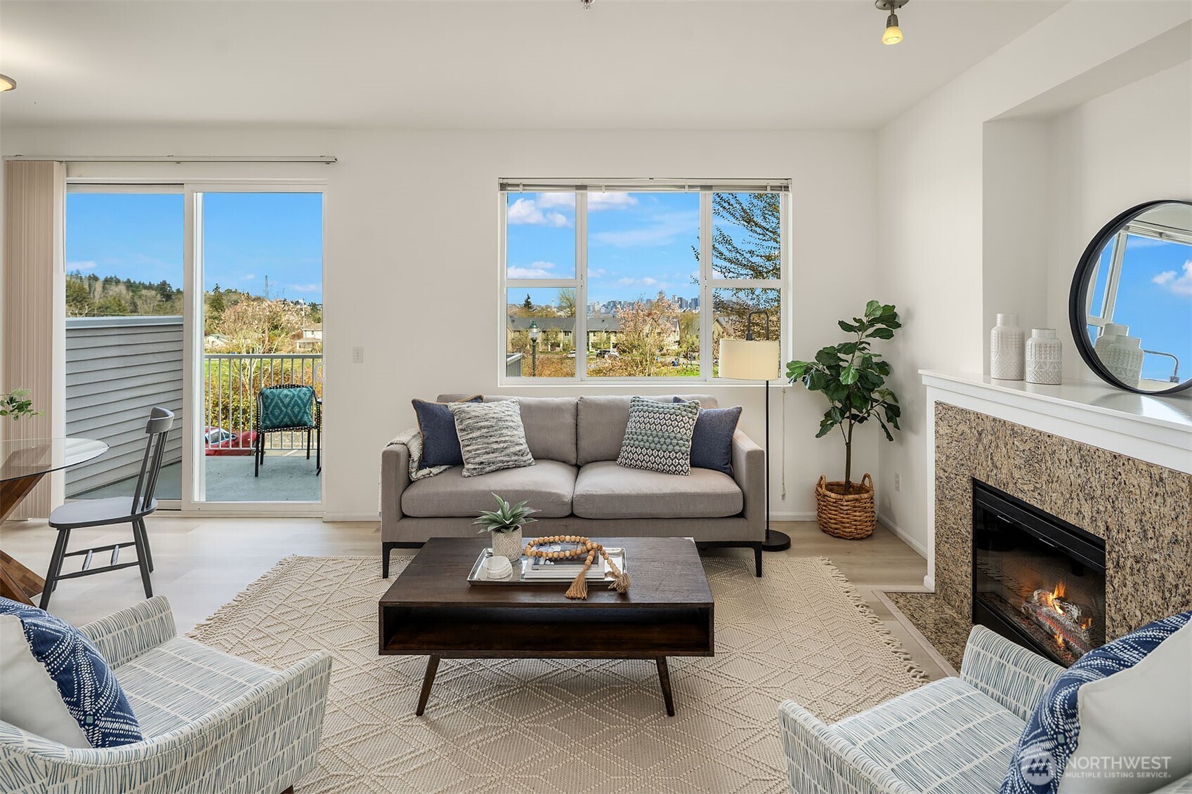 2946 Southwest Raymond Street, Unit 805 Seattle, WA 98126 - Photo 4 of 29