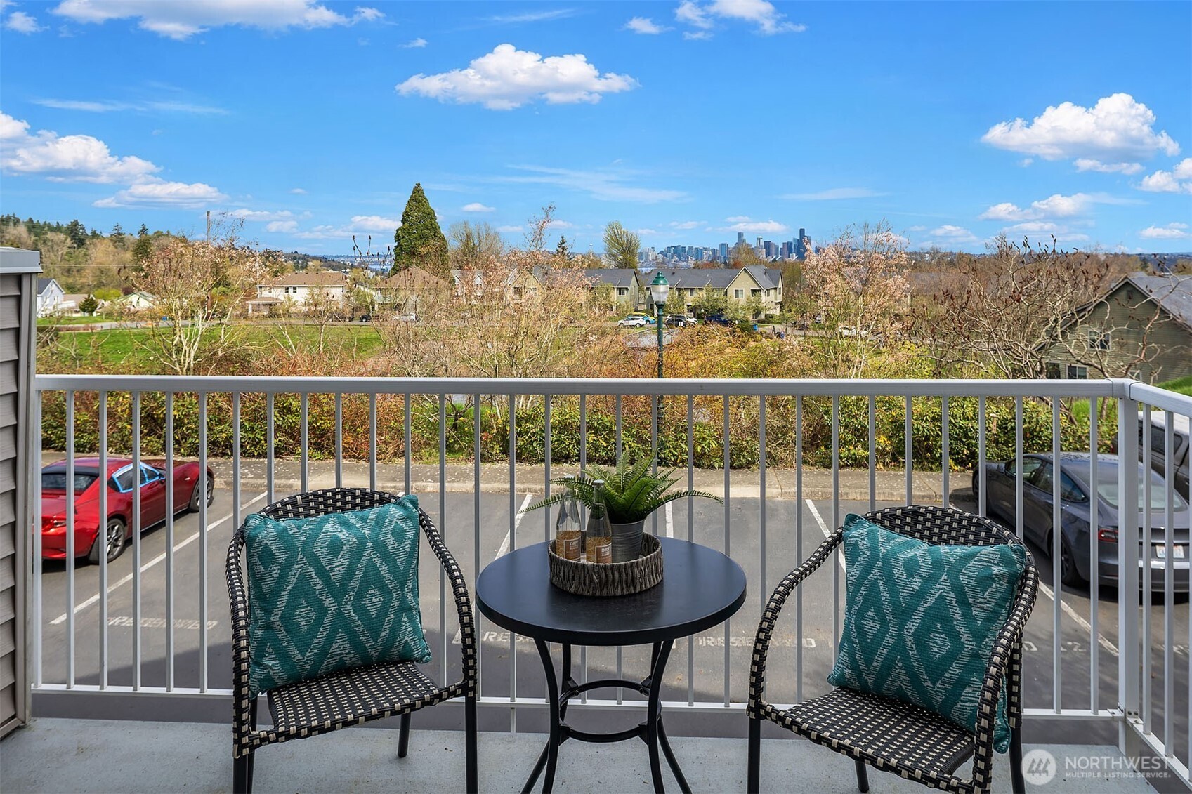 2946 Southwest Raymond Street, Unit 805 Seattle, WA 98126 - Photo 9 of 29