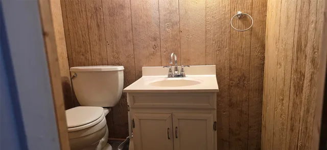 $2,000 | 63 Crocker Avenue, Johnson City, NY 13790