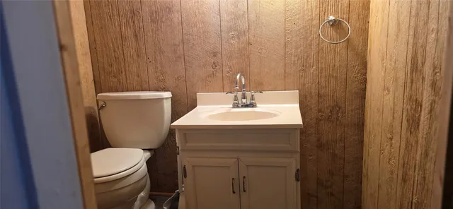 $2,000 | 63 Crocker Avenue, Johnson City, NY 13790