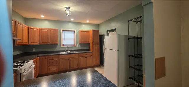 $2,000 | 63 Crocker Avenue, Johnson City, NY 13790