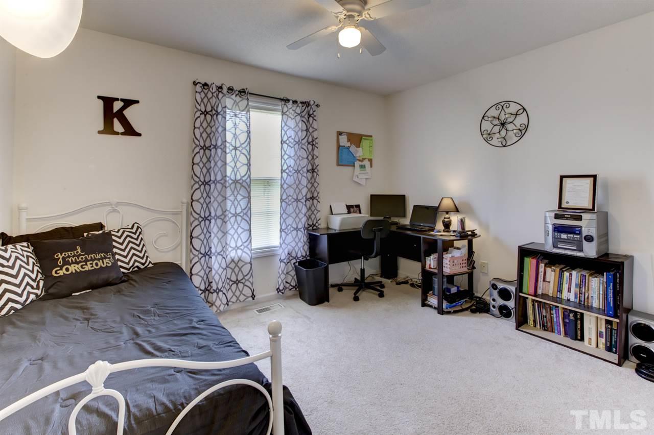 233 Cross Current Lane Raleigh, NC 27610 - Photo 14 of 17 Gallery Image 14