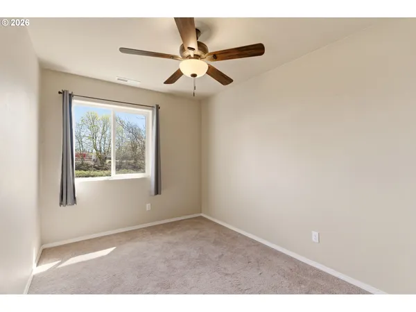 $395,000 | 815 Northwest 1st Avenue, Canby, OR 97013