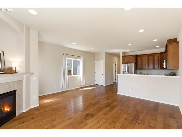 $395,000 | 815 Northwest 1st Avenue, Canby, OR 97013