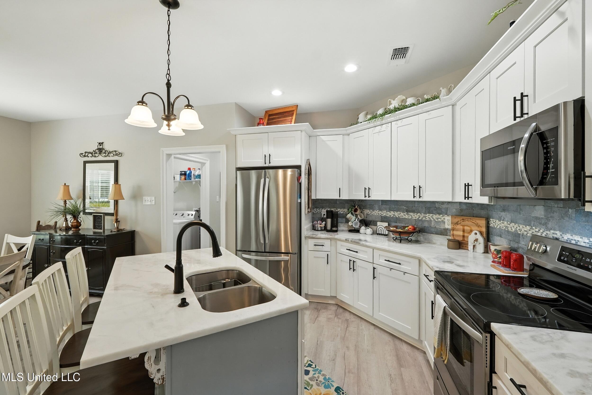 2620 Jackson Landing Road Picayune, MS 39466 - Photo 13 of 33 13_kitchen 3