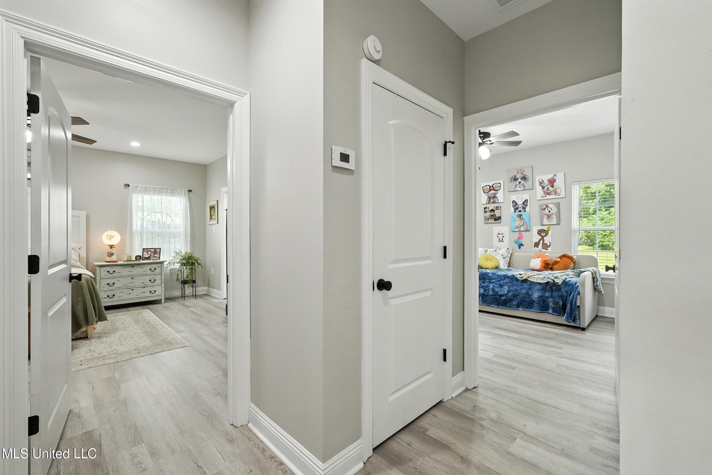 2620 Jackson Landing Road Picayune, MS 39466 - Photo 22 of 33 22_hall