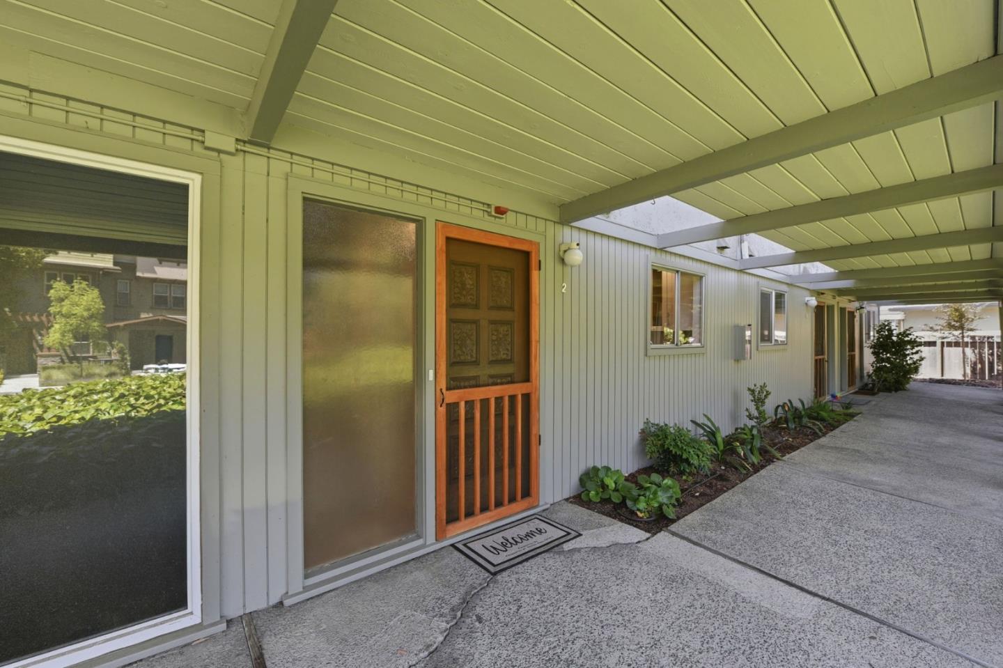 2047 Montecito Avenue, Unit 2 Mountain View, CA 94043 - Photo 28 of 36