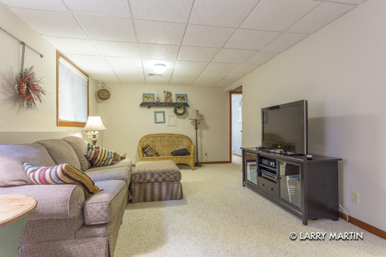 2057 Tyler Street Jenison, MI 49428 - Photo 13 of 29 Larry Martin 4
