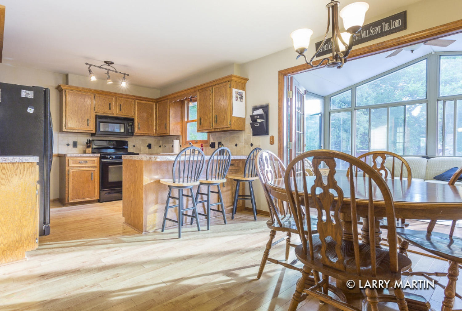 2057 Tyler Street Jenison, MI 49428 - Photo 7 of 29 Larry Martin 14
