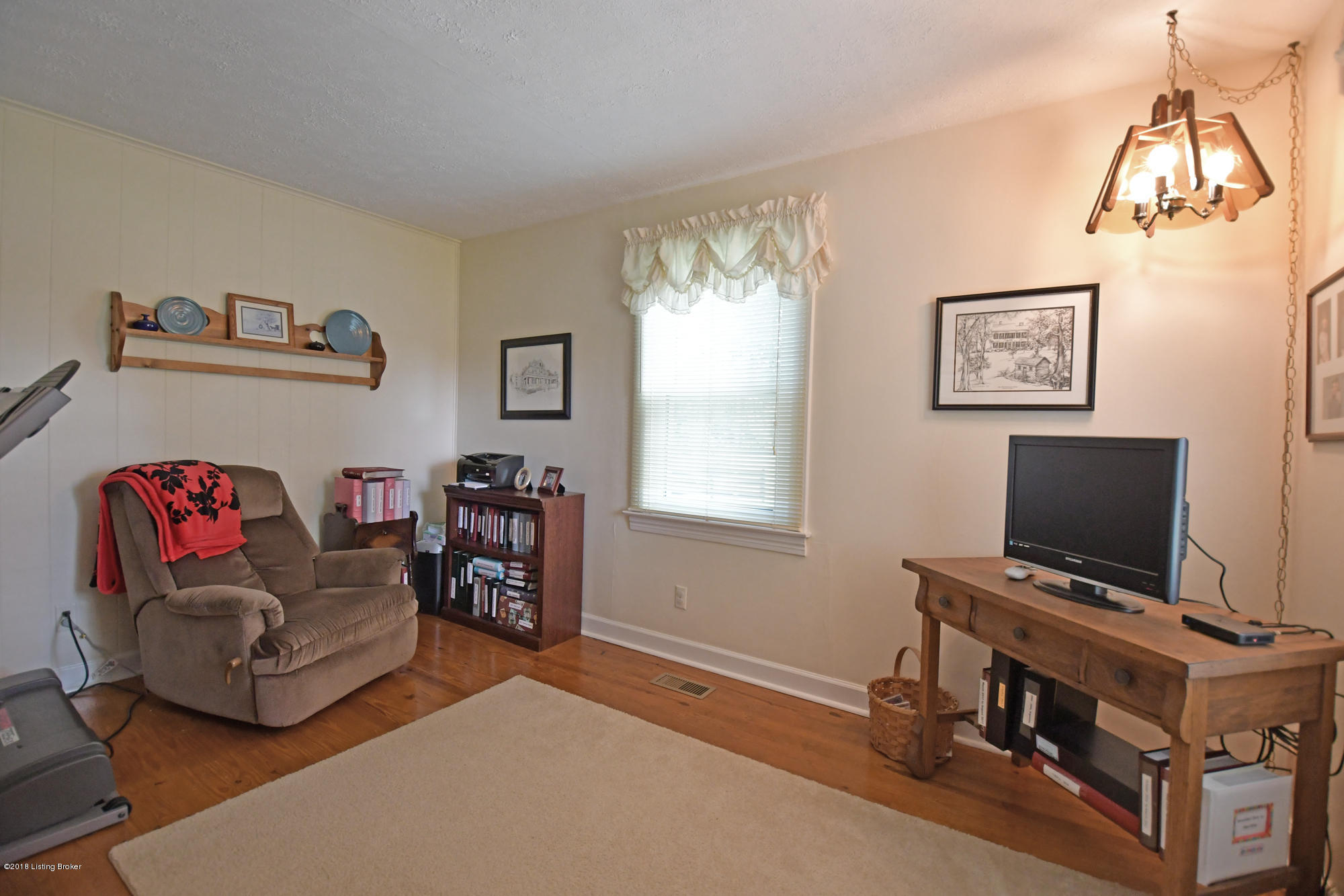 8110 Routt Road Louisville, KY 40299 - Photo 10 of 30 Office-Room