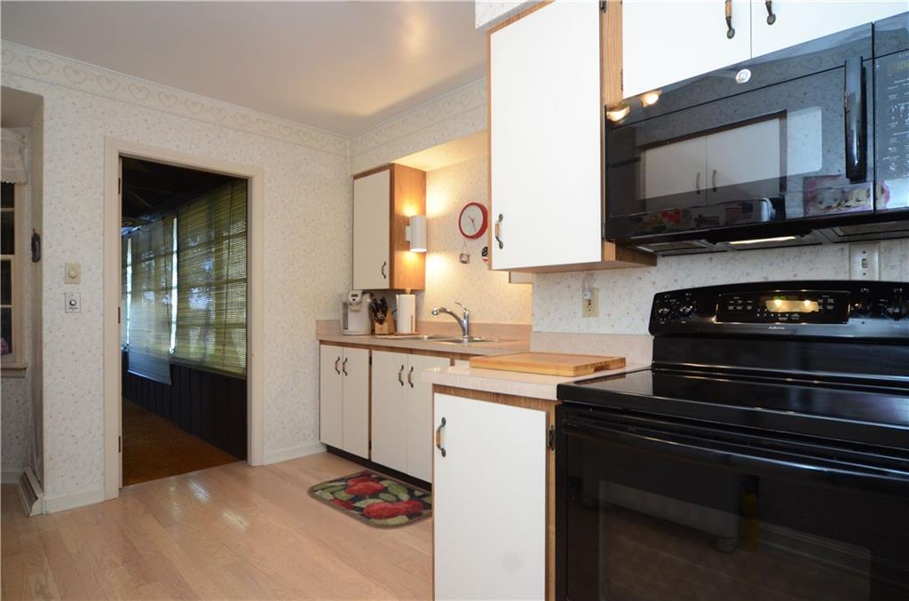 110 Foxwood Road Coraopolis, PA 15108 - Photo 12 of 25 Gallery Image 12