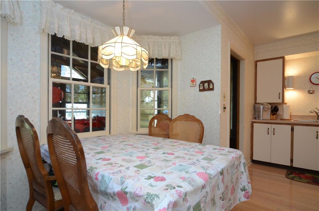 110 Foxwood Road Coraopolis, PA 15108 - Photo 14 of 25 Gallery Image 14