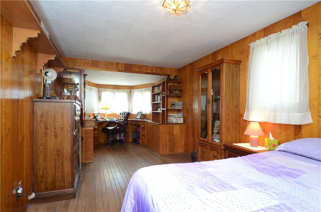 110 Foxwood Road Coraopolis, PA 15108 - Photo 21 of 25 Gallery Image 21