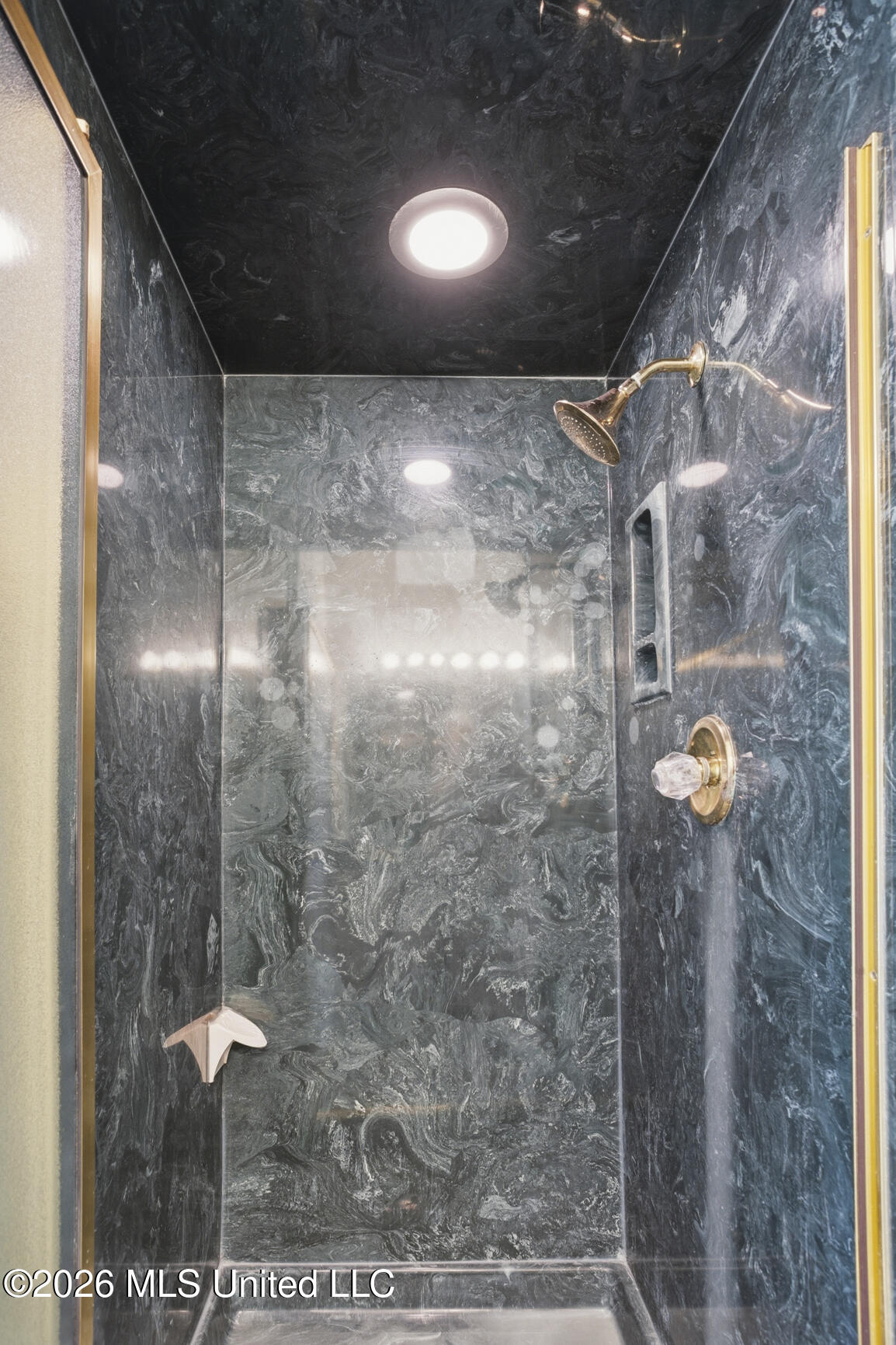 1622 Poplar Boulevard Jackson, MS 39202 - Photo 22 of 35 1622 Poplar-25