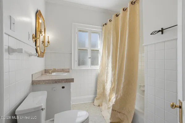 $265,000 | 1622 Poplar Boulevard, Jackson, MS 39202